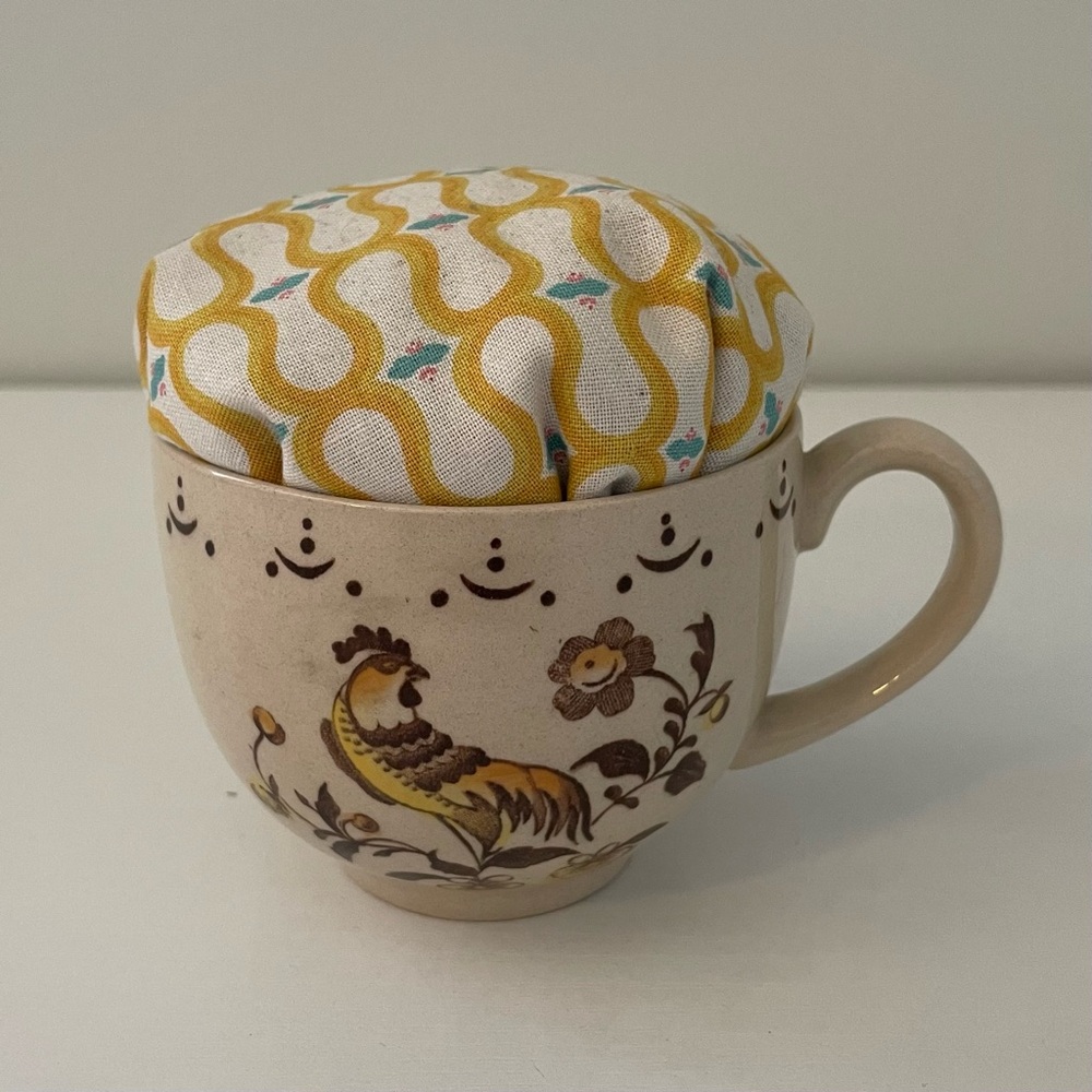 Rooster Ceramic Pincushion Mug